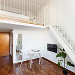Guesthost - Apts Milano-corso Magenta * 밀라노