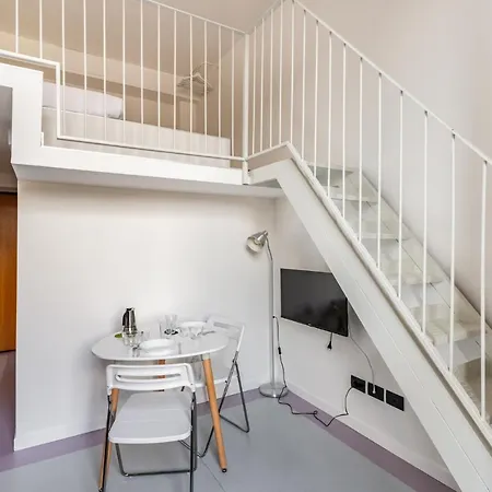 Guesthost - Apts Milano-corso Magenta Milán