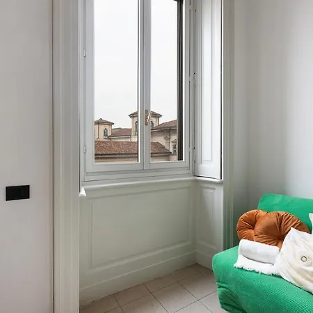 Guesthost - Apts Milano-corso Magenta *