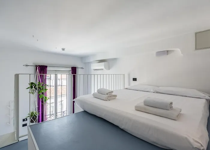 Guesthost - Apts Milano-corso Magenta Διαμέρισμα