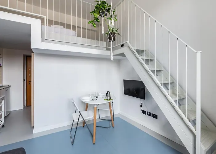 Guesthost - Apts Milano-corso Magenta