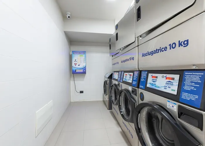 Guesthost - Apts Milano-corso Magenta Διαμέρισμα *