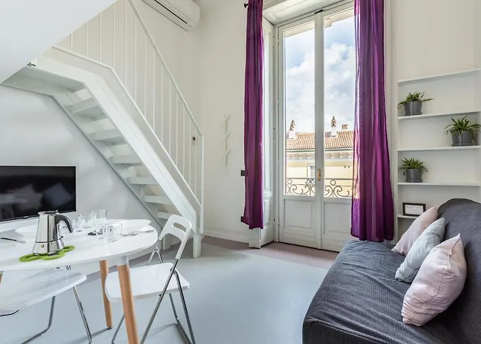 Guesthost - Apts Milano-corso Magenta * Μιλάνο