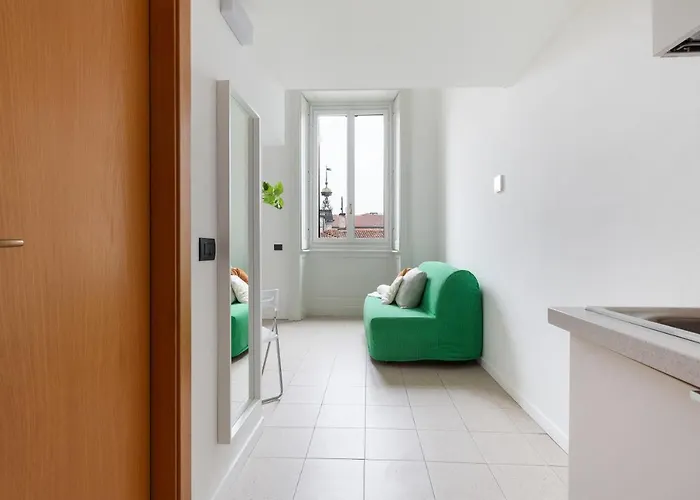 Guesthost - Apts Milano-corso Magenta Διαμέρισμα *