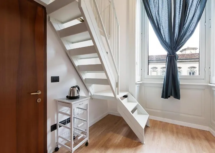 Guesthost - Apts Milano-corso Magenta * Μιλάνο