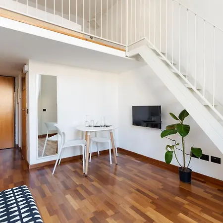 Apts Milano-corso Magenta Daire *