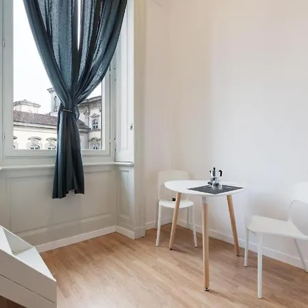 Apts Milano-corso Magenta Daire