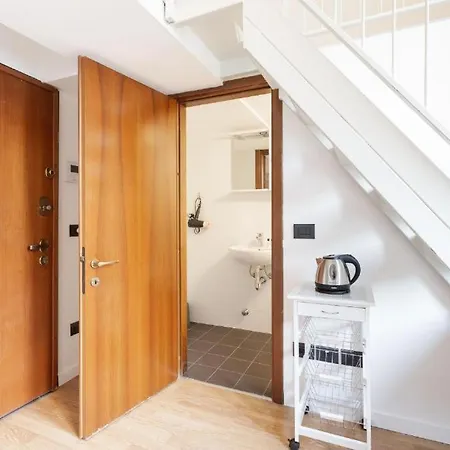 Apts Milano-corso Magenta Daire *