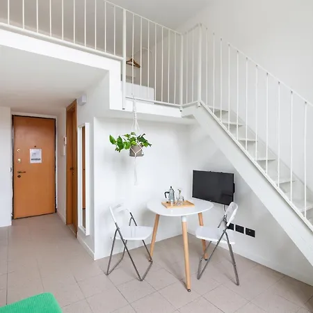 Guesthost - Apts Milano-corso Magenta Appartamento Milano